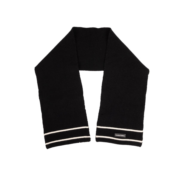 Classic Knit Scarf